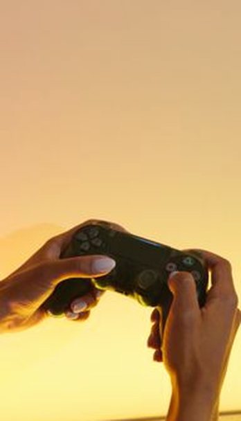 game crypto 8Day