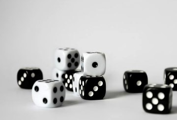 game crypto 8Day